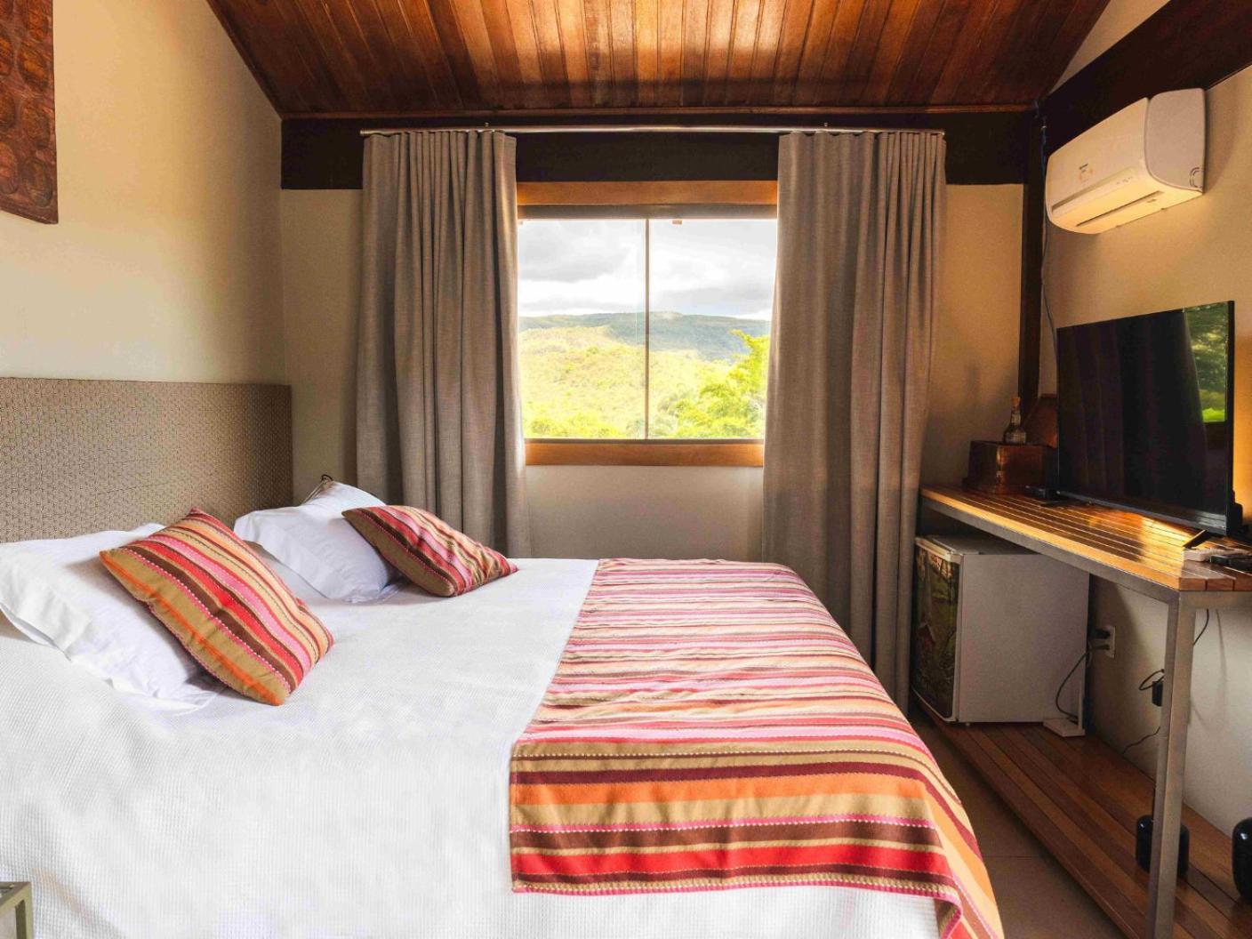 Casa Da Lua Pousada Алту-Параизу-ди-Гояс Экстерьер фото