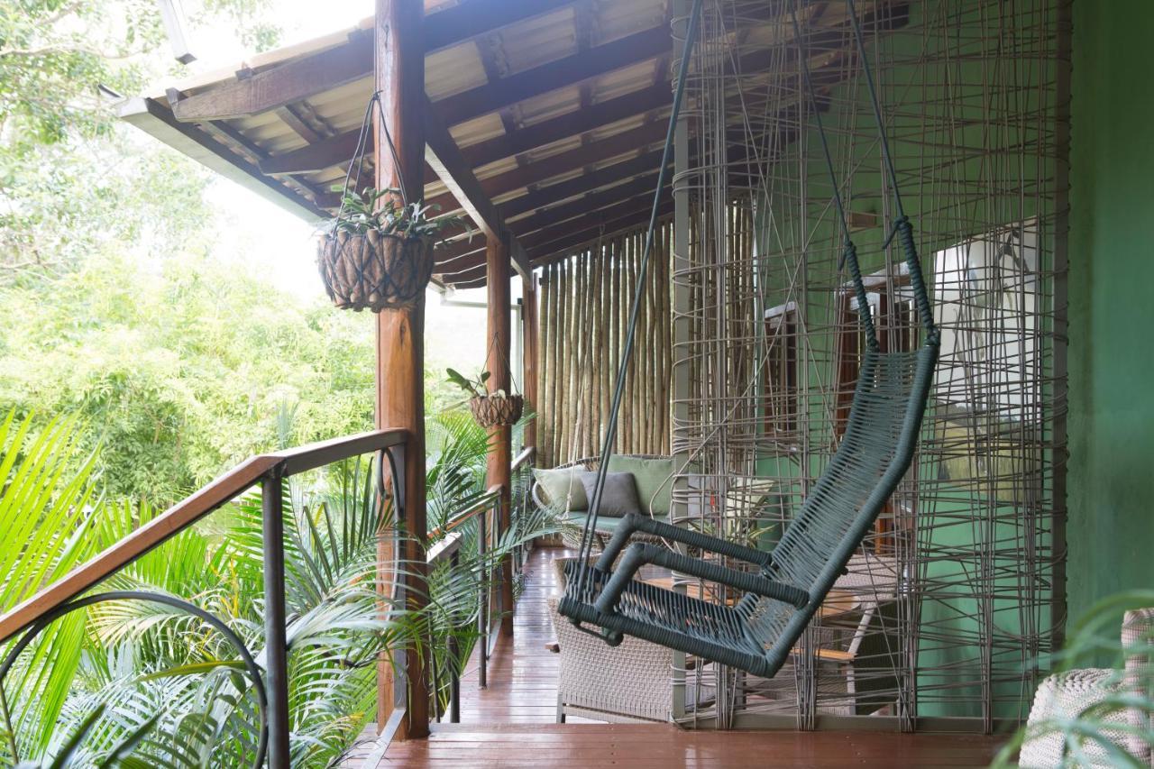 Casa Da Lua Pousada Алту-Параизу-ди-Гояс Экстерьер фото